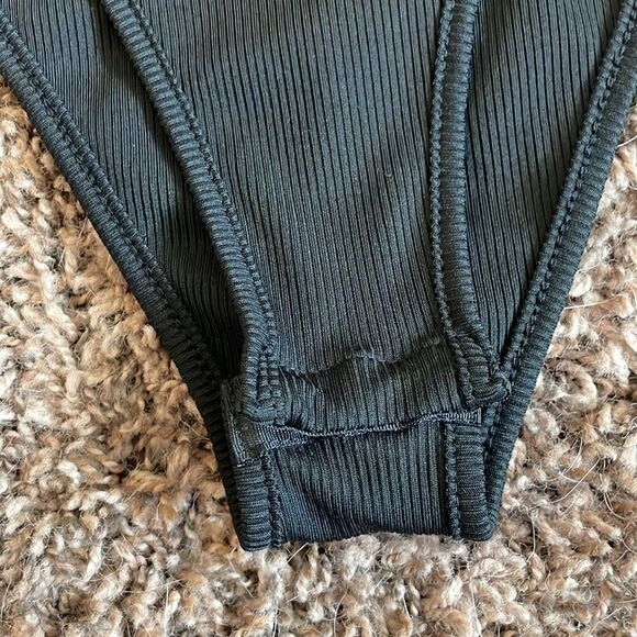 Shein Black Split Neck Ribber Button Closure Bodysuit - Picture 3 of 4